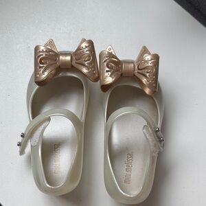 Mini Melissa Cream Shoes with Gold Bow